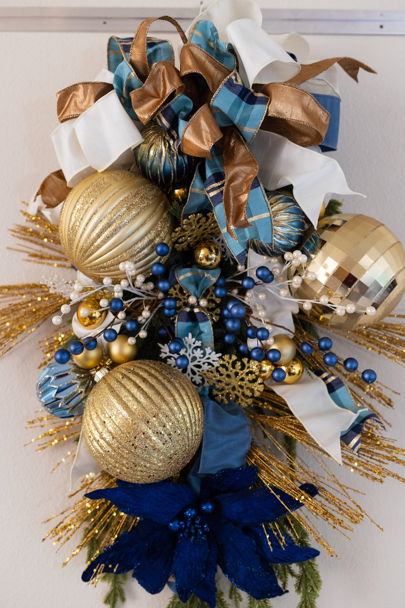 Theme: Blue Plaid and Gold